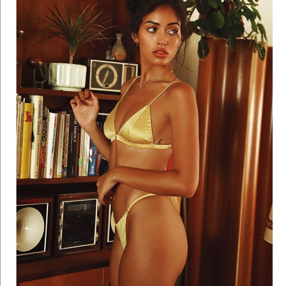 Gooseberry Intimates Delight Bra & Undies (NEW)